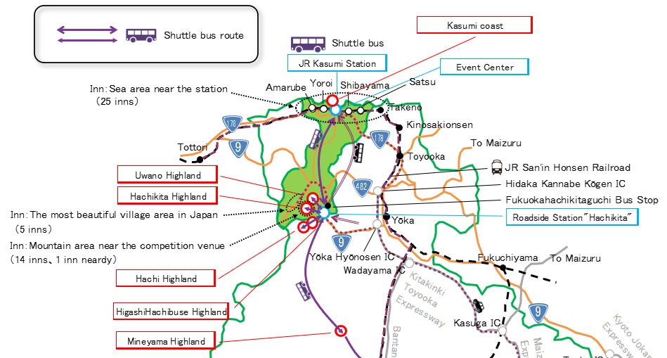 宿の場所とシャトルバスの経路を示した英語表記の地図