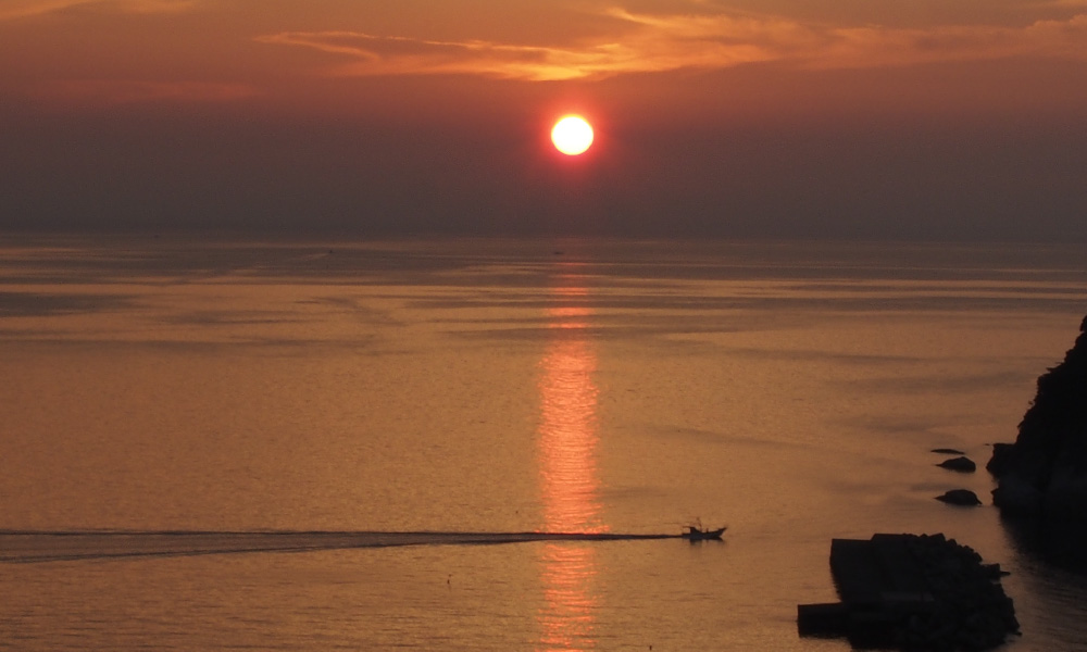 夕日