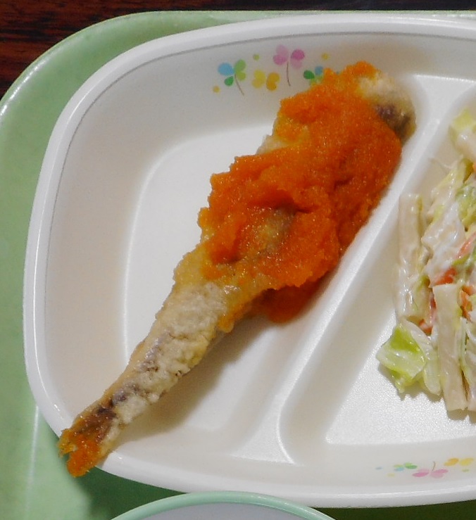 器に盛られたニギスのキャロットソースの写真