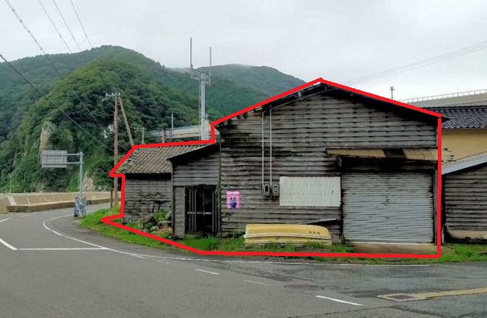 物件写真：土地（建物付き）
